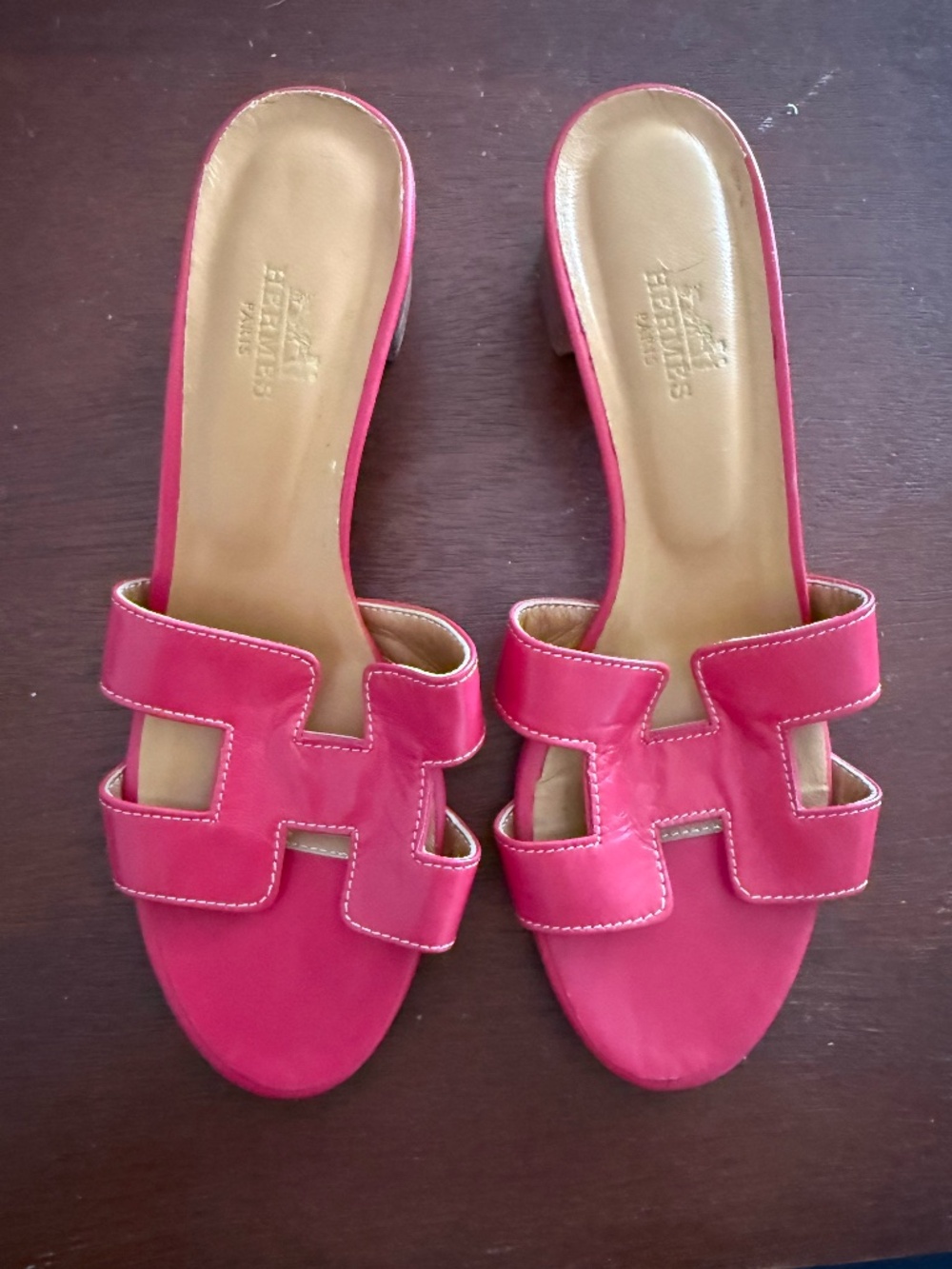 Hermès Oasis Pink Leather Block Heel Sandals – Size 38 (Excellent Condition)